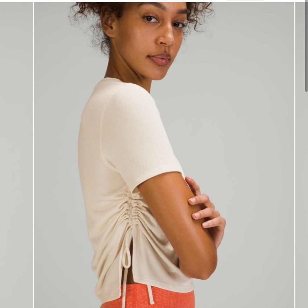 Lululemon Short sleeve top in cream